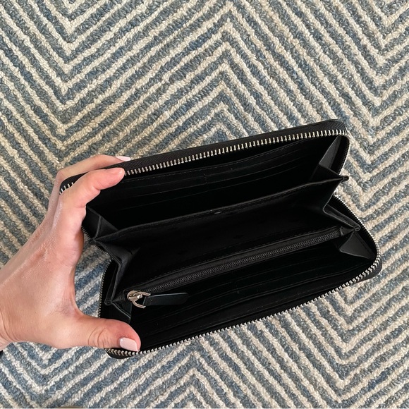 Kate Spade wallet - Picture 5 of 7